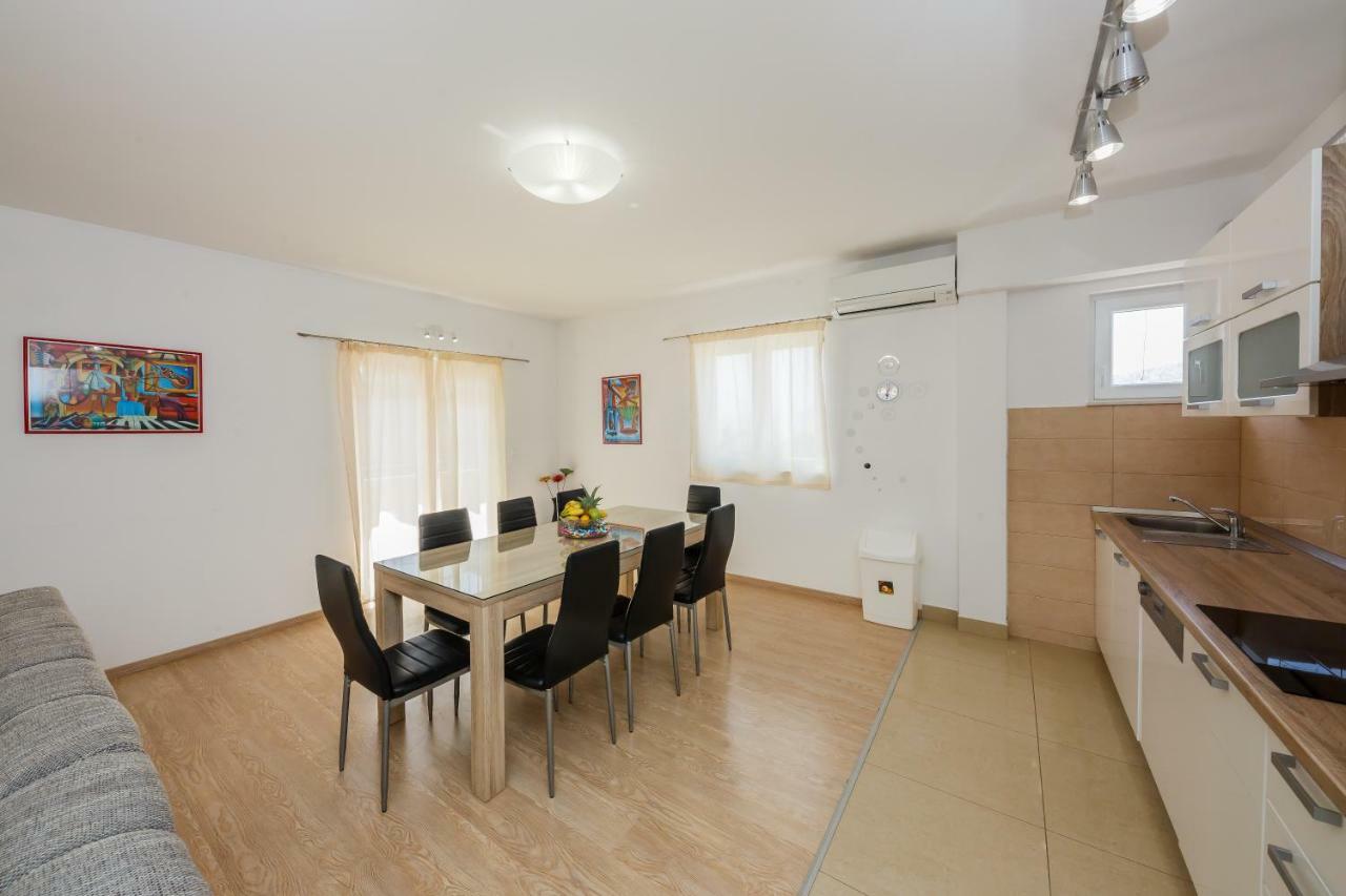 Apartments Selak Split Zewnętrze zdjęcie