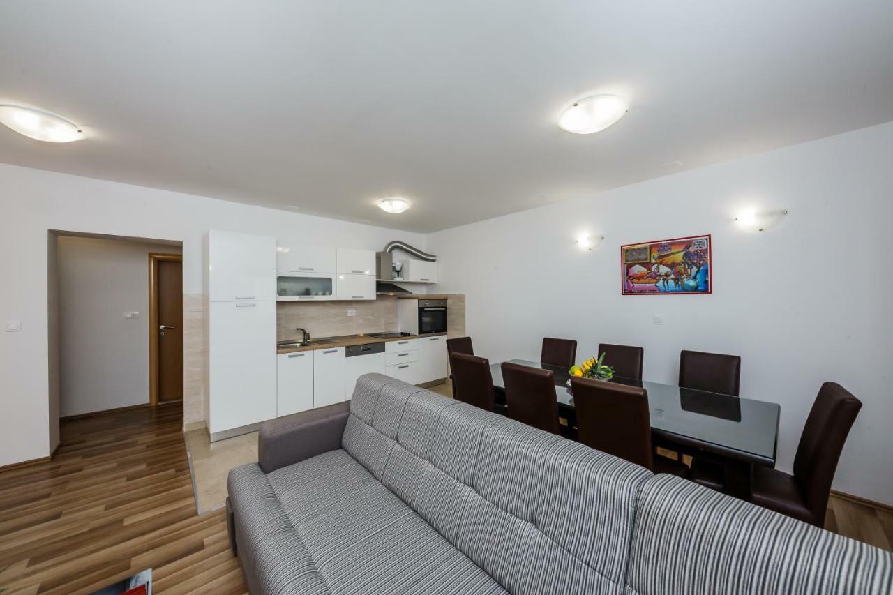 Apartments Selak Split Zewnętrze zdjęcie